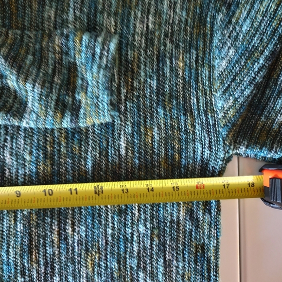 Long cardigan. Marled turquoise, geen and more. New. Size small. - Picture 10 of 11